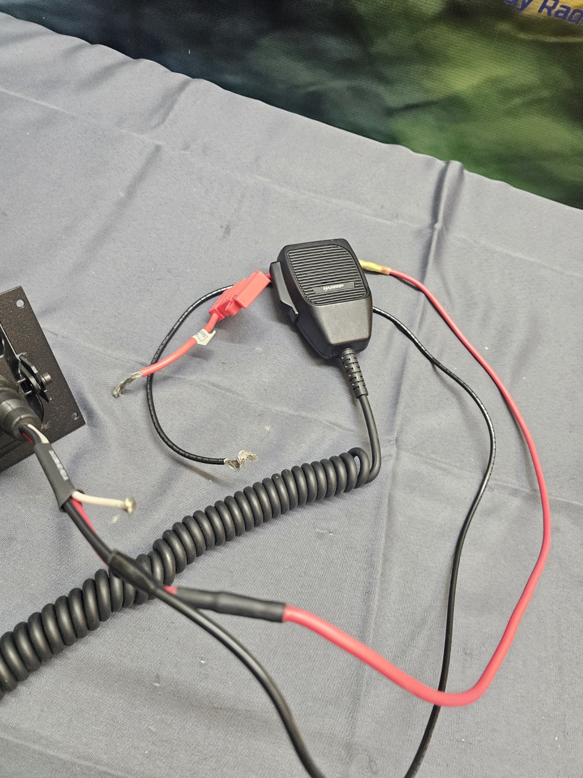 Harris UNITY CH-100 XG-100M VHF UHF Color Touchscreen Control Head w Mic