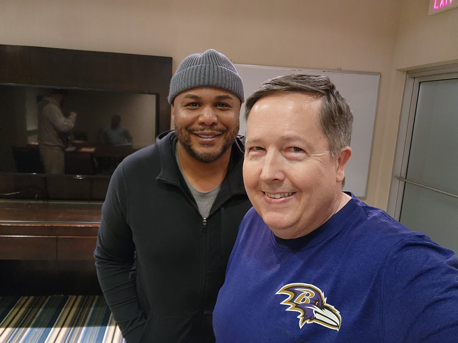 Andruw Jones Autographed HOF Baseball LOGO Beckett Witnessed