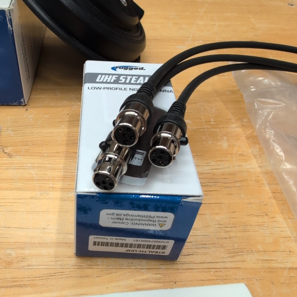 Rugged Radios STEALTH-UHF, GMRS Antenna, Knobs, Mount, Cable Plug Lot!