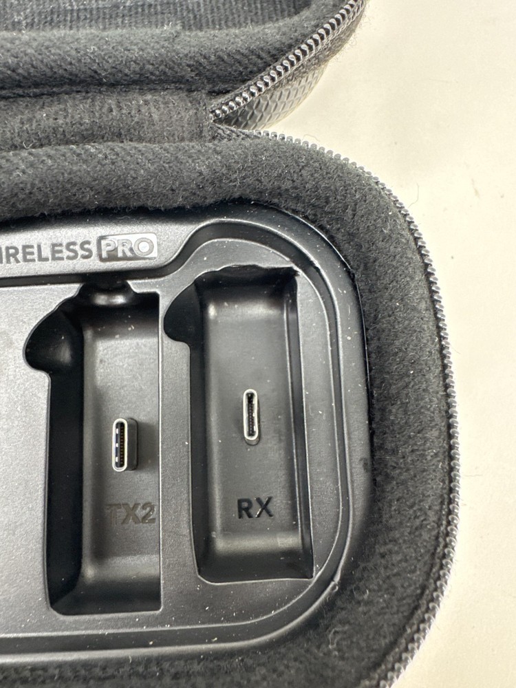RØDE RODE Wireless PRO Compact Microphone System Charging Case Only (READ!!!)