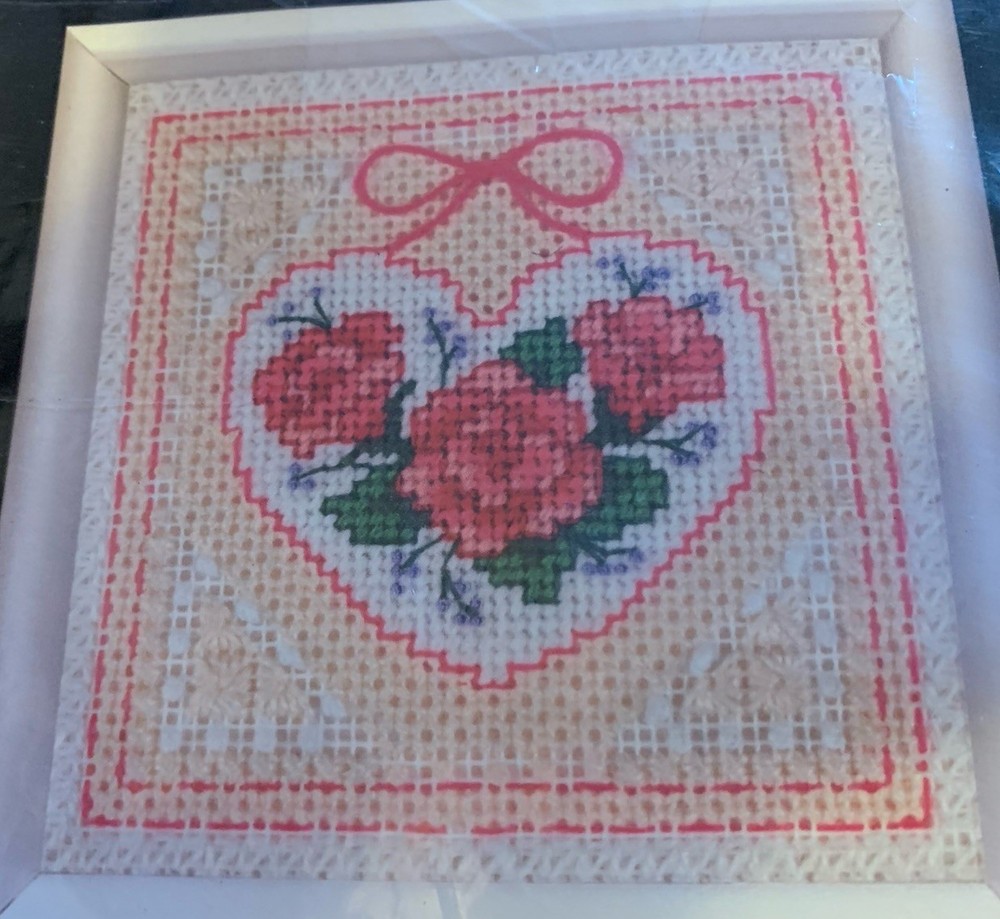 Dimensions Roses In Lace Needlepoint Kit #7151 NEW