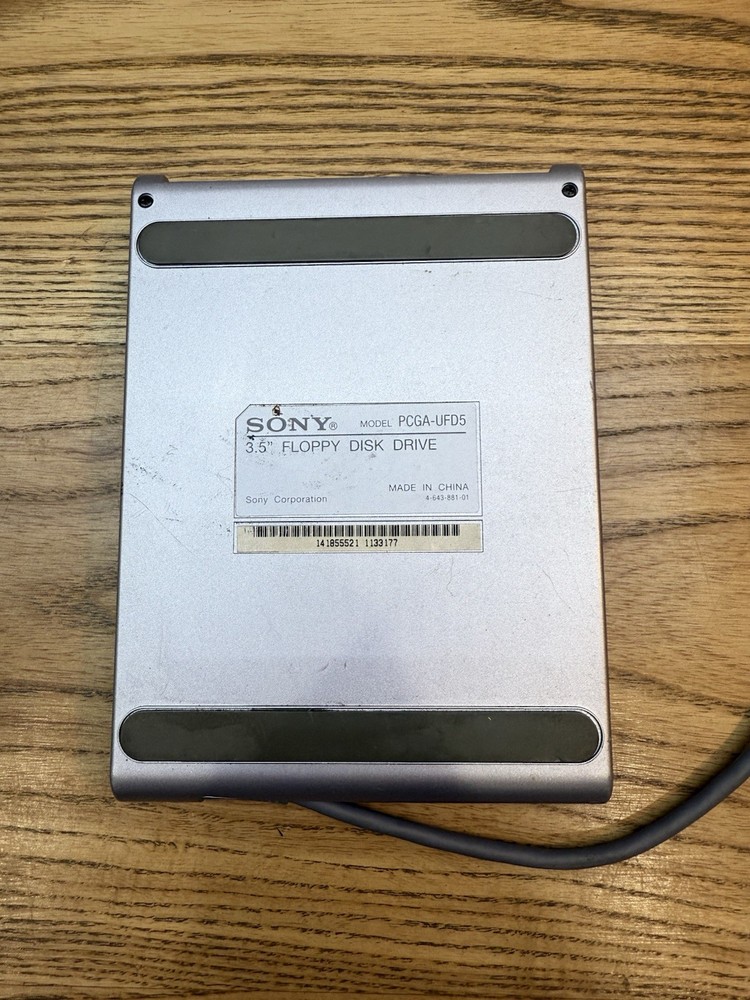 SONY PCGA-UFD5 VAIO Silver 3.5" External Interface Floppy Drive Untested