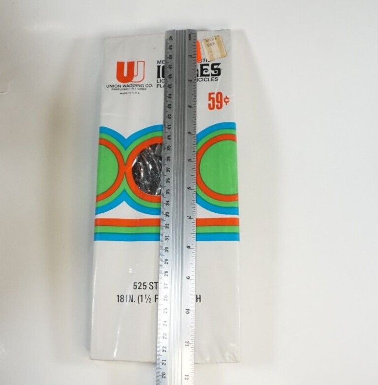 Union Wadding Co. Metalized Plastic Icicles525 Strands 18” Long