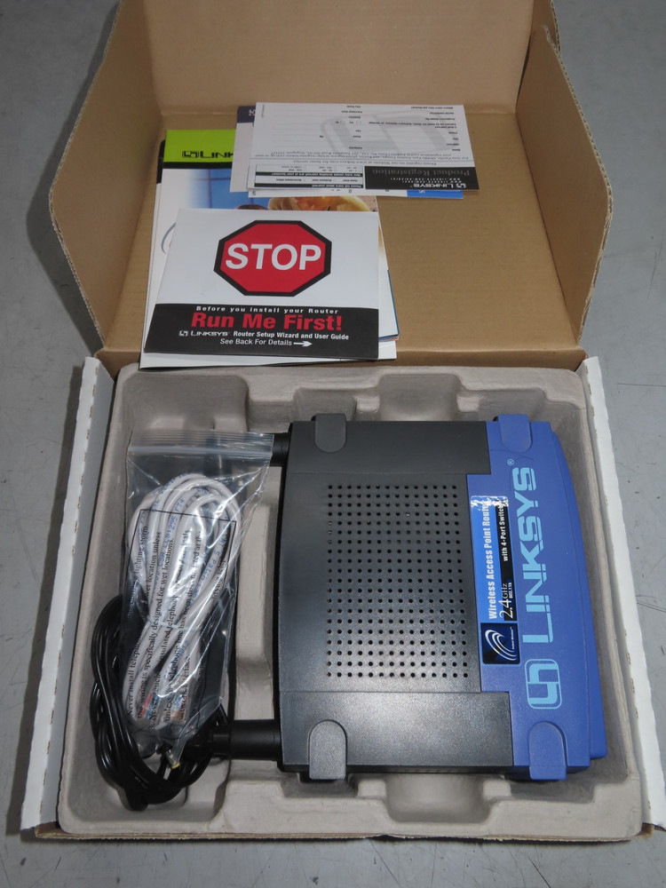 Linksys Instant Wireless BEFW11S4 ** NEW **