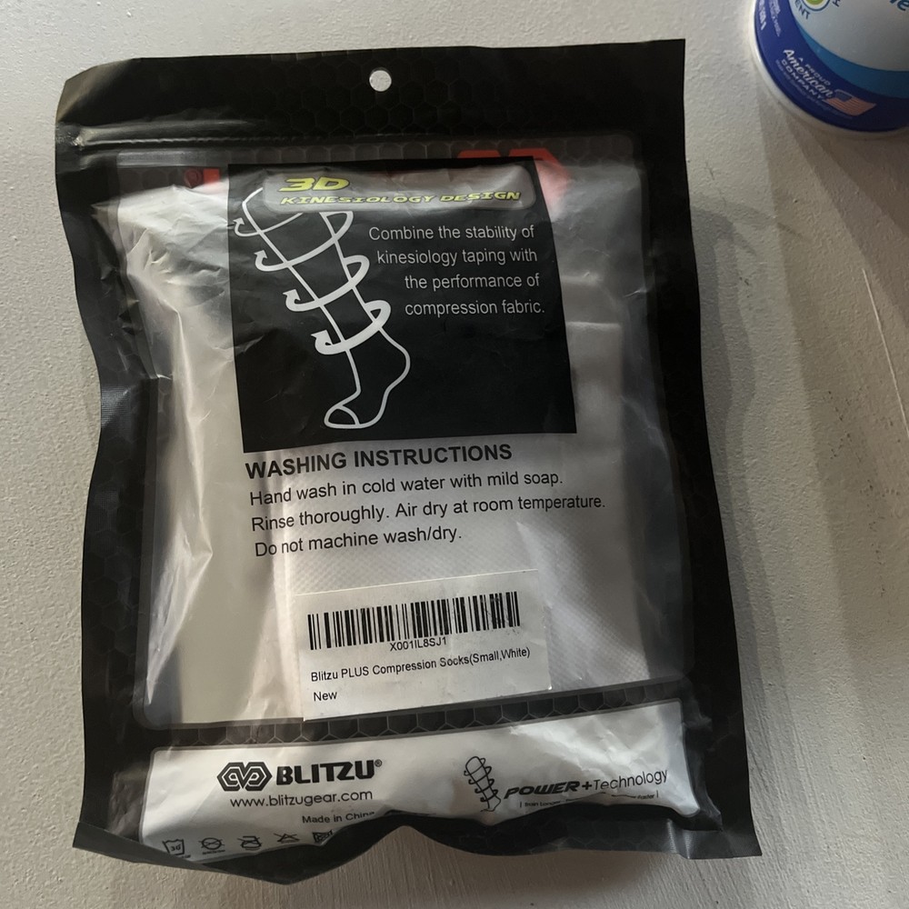 NIP WHITE Blitzu compression Performance socks Size S