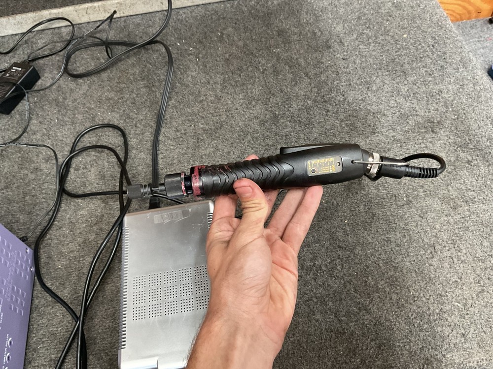 Mountz MSP616 Automatic Screw Feeder & Mountz STC-40 Screwdriver w/ Controller