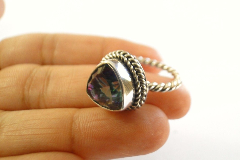 5ct. Triangular Mystic Topaz Solitaire Sterling Silver Twisted Band Ring Size 7