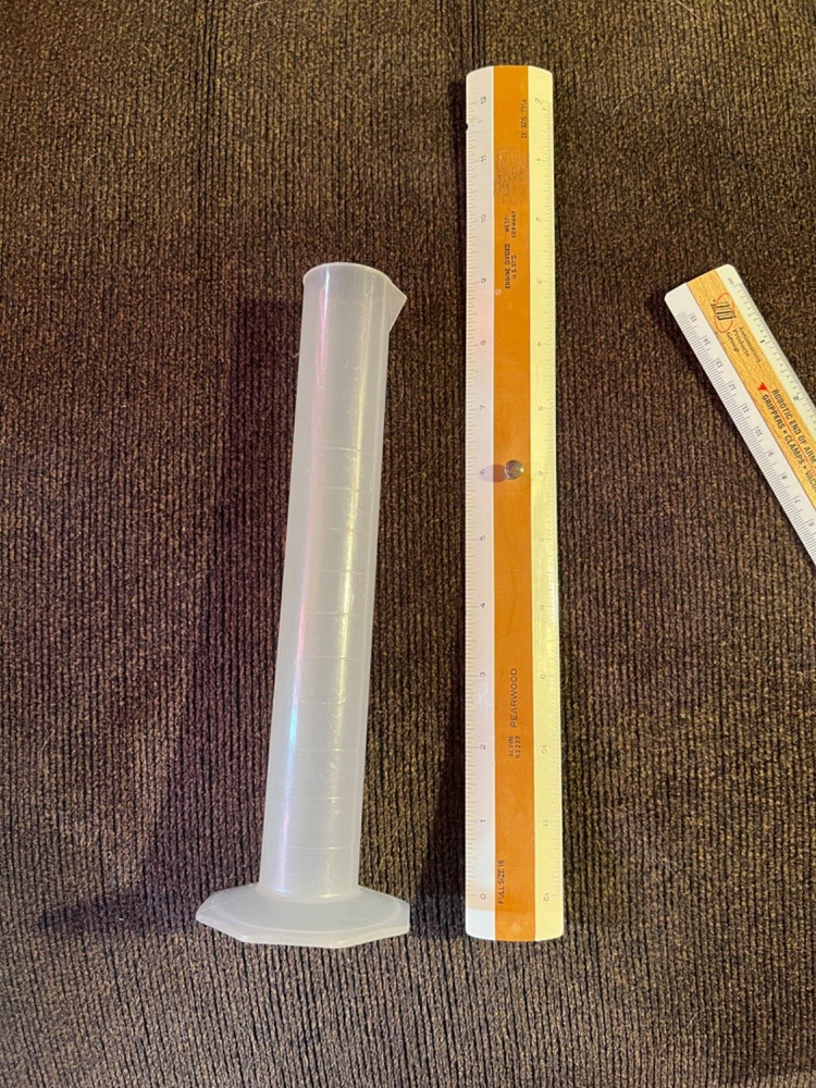 100ML Graduated Cylinder Hex Base Polypropylene