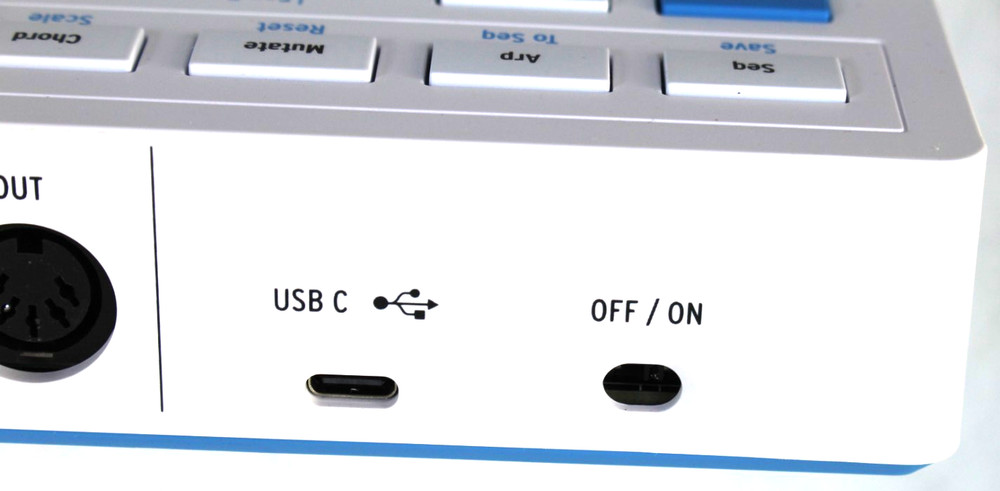 DEFECTIVE - Arturia KeyStep mK2 32-key Controller & Sequencer - White #R7377