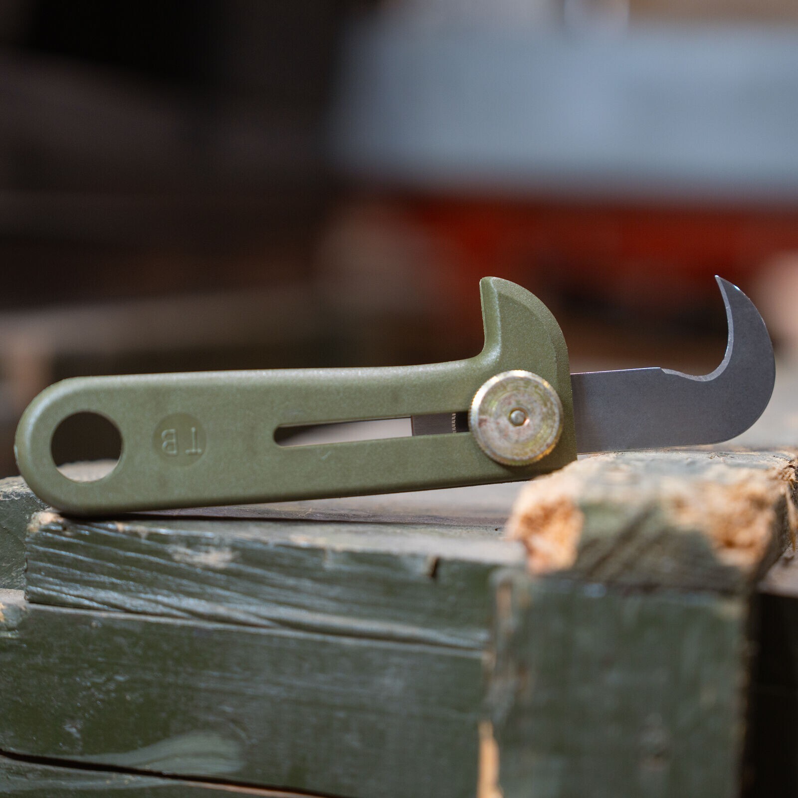 French Army Parachute Knife, 2" Hooked Blade, Emergency Tool, Belt/Rope Cutter