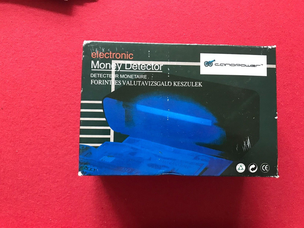 ELECTRONIC MONEY DETECTOR