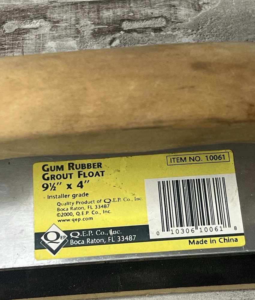 GUM RUBBER GROUT FLOAT 9½" X 4"