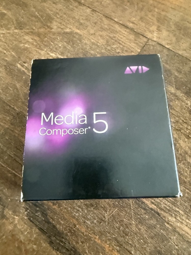 Avid Media Composer 5 Video Editing Software - - Software Only rb12