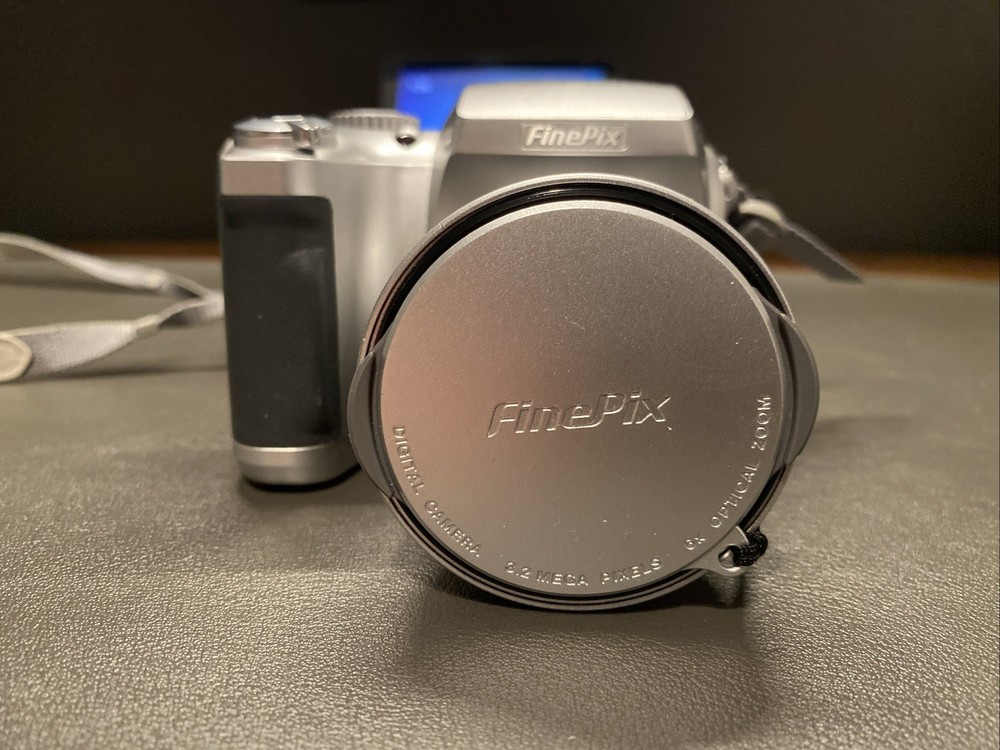 Fujifilm FinePix S304 Digital Camera Silver Working Condition