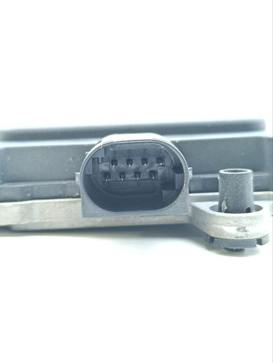Control unit for automatic distance system and radarsensor BMW 7 2018 6888029