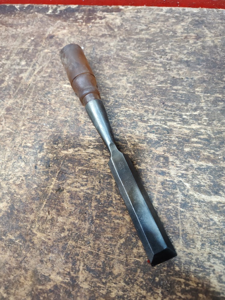 VINTAGE Peerless 3/4" BEVELED EDGE SOCKET CHISEL Bakelite Handle Germany