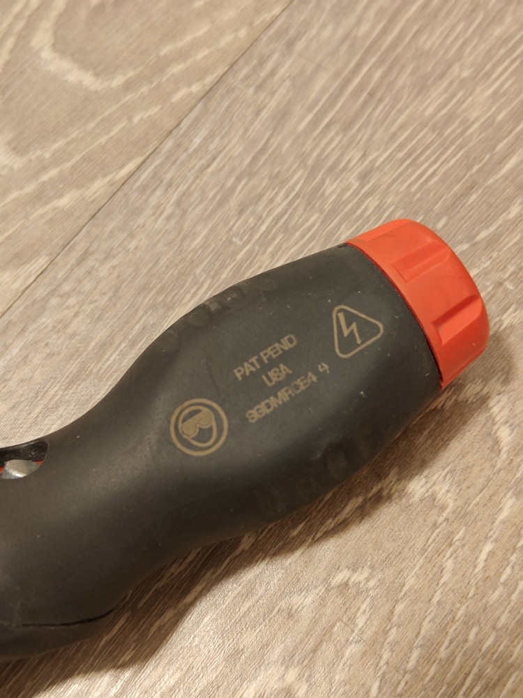 Snap On Tools USA Multi Position Ratcheting Screwdriver SGDMRCE4