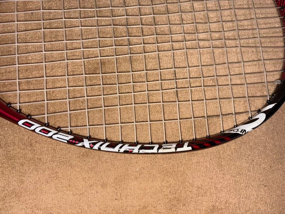 Mizuno Technix 200 tennis racket