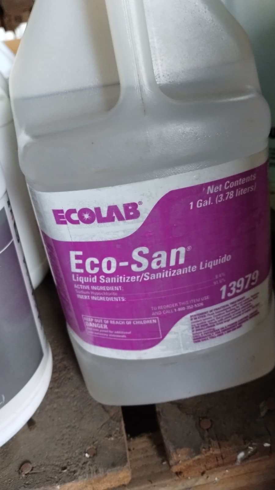 Lot of 36 Gallons – Concentrated Cleaning Products (Local Pickup Only)