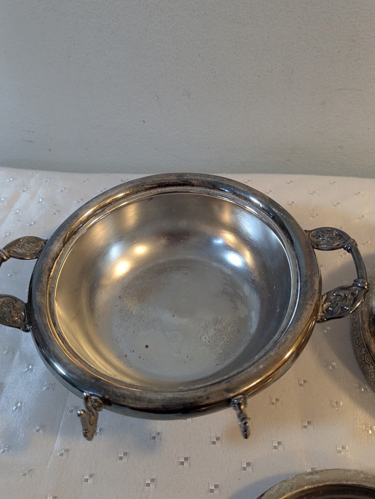 "Pairpoint Mfg" Domed Covered Butter Dish #513-Antique Quadruple Silver Plate