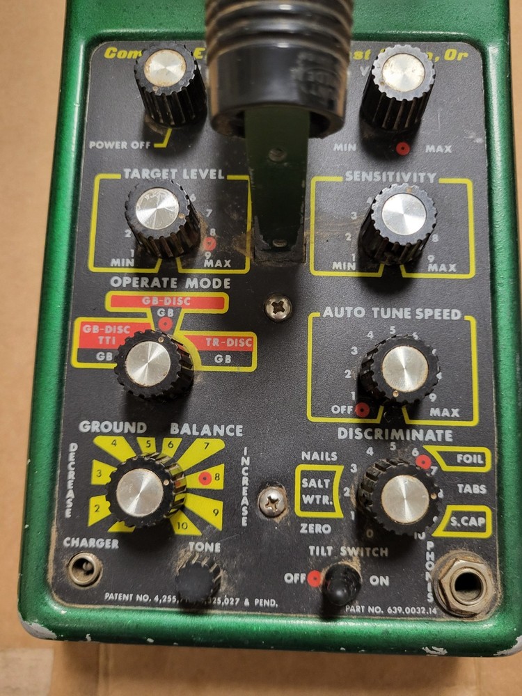 Compass X-80 Challenger Metal Detector Read Description