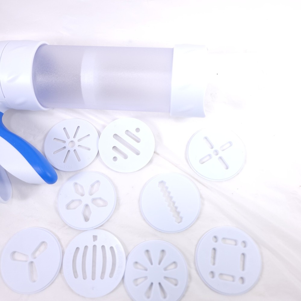 Wilton Cookie Pastry Press With Plates