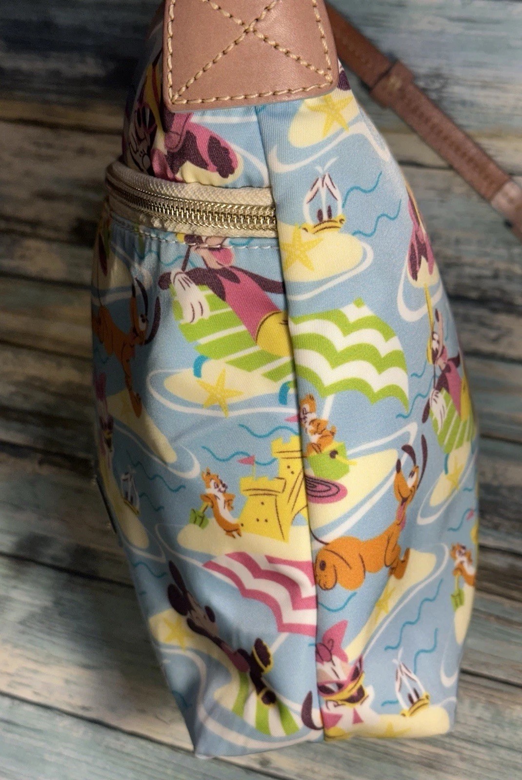 Disney x Dooney & Bourke Beach Nylon Letter Carrier Mickey PreOwned w/Tags