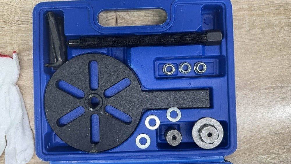 Three-jaw Bearing Disassembly Puller Inner Hole Removal Tool Multi-Function Set