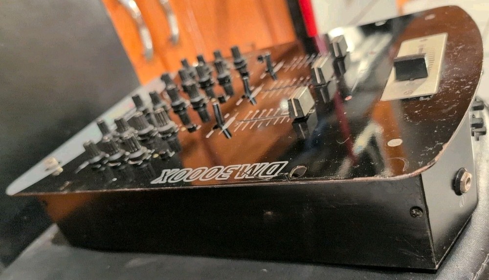 Numark DM3000X Scratch Master Mixer - Good Working Condition