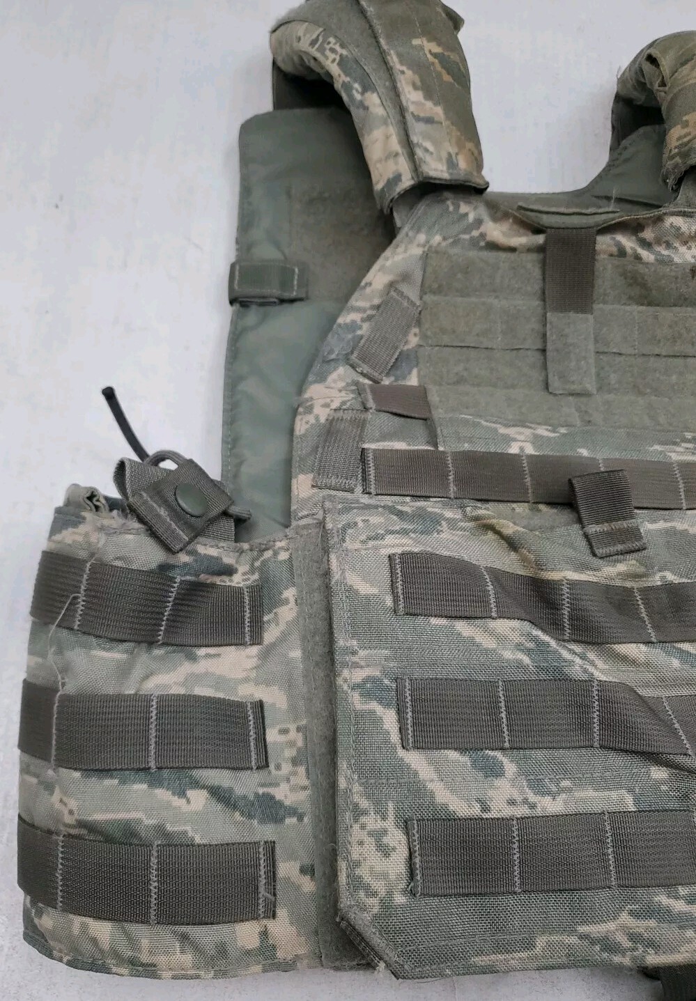 London Bridge Trading Plate Carrier Vest ABU LBT-6094A Medium Digital Camo