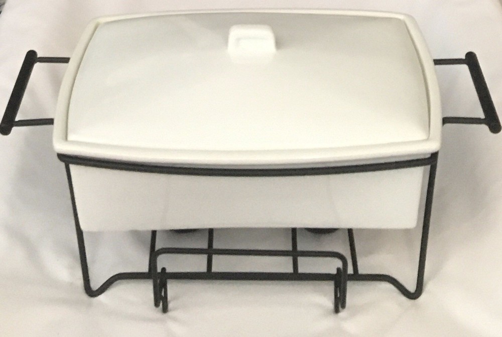 B Smith Casserole Warming Dish White