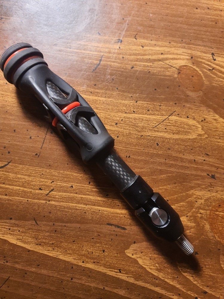 Trophy Ridge 6 inch Stabilizer And Quick Disconnect