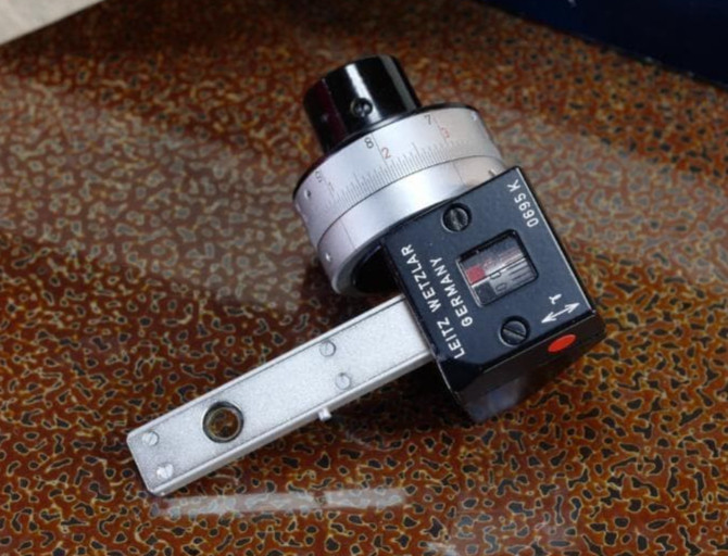 Ernst Leitz Germany Tilting Compensator 0-5 Lambda Polarizing Microscope Optics