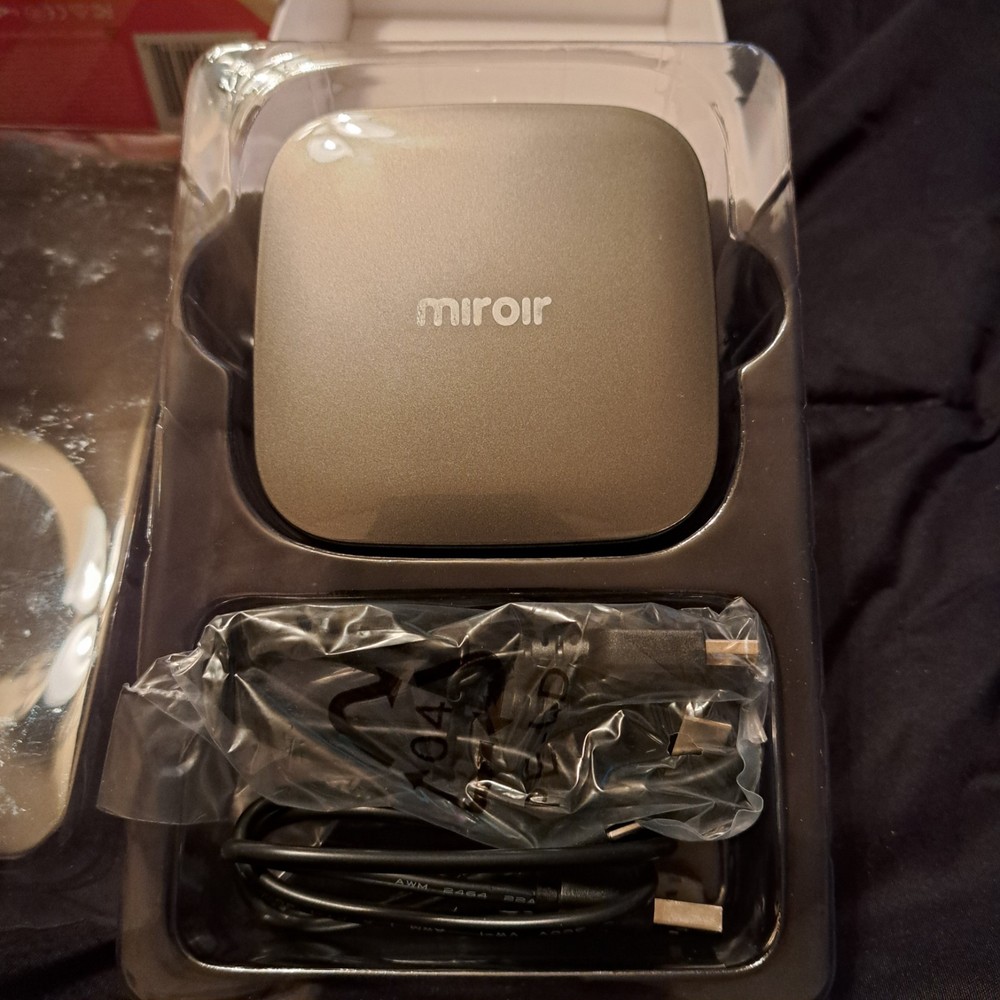 Texas Instruments Miroir M29 50'' Micro Projector with Open Box Element Series