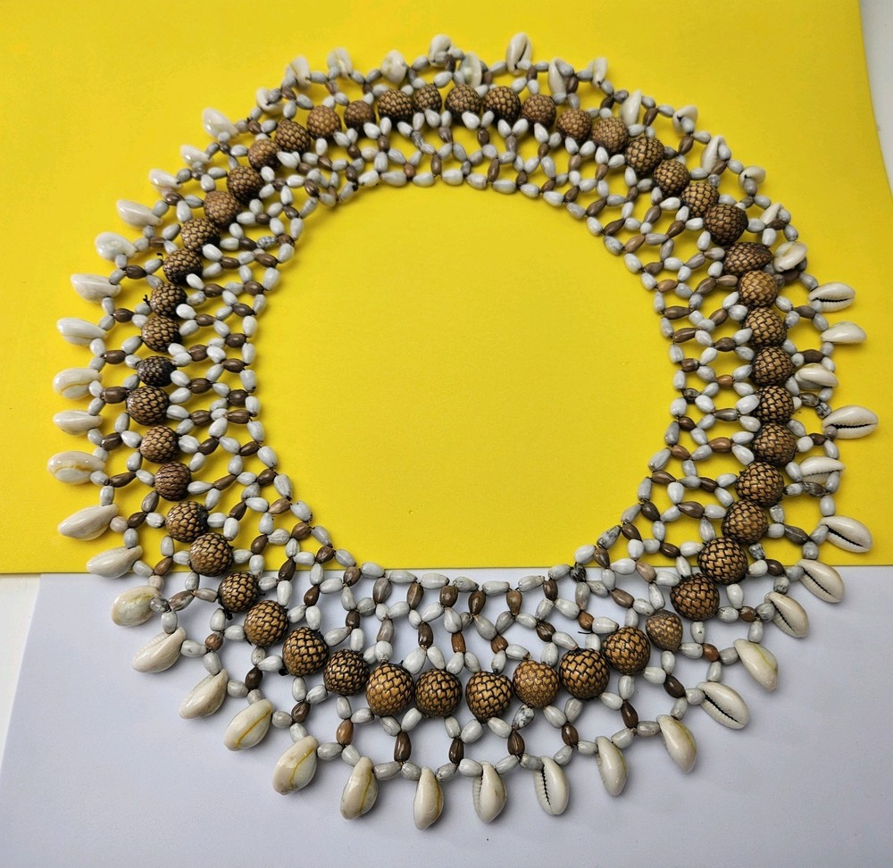 Vintage African Infinity Beaded/Shell Chocker Necklace Beautiful!