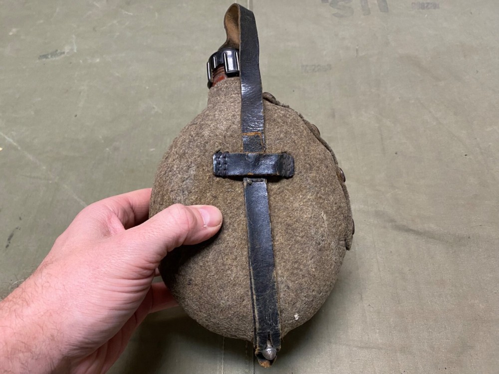 ORIGINAL WWII GERMAN M31 .7 LITER CANTEEN & COVER, STRAP- FOR PARTS OR REPAIR