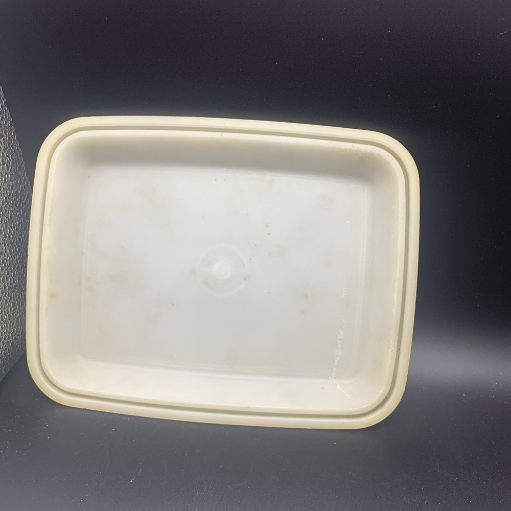 T162 Orange Tupperware 3-pc Lunchbox Only - no inserts 1254