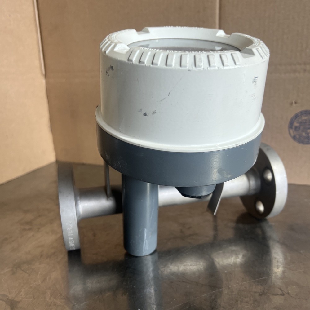 ABB Variable Area Flow Meter Model#: FAM541A1Y0F1 Nos Surplus No Original Box