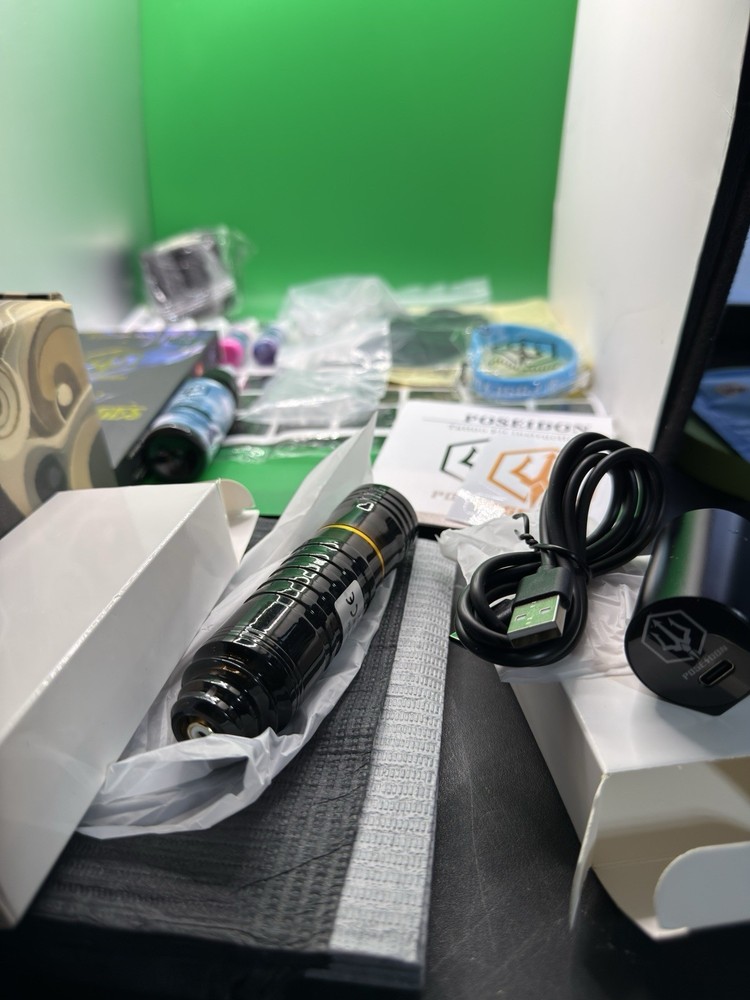 Poseidon wireless Tattoo Machine Kit