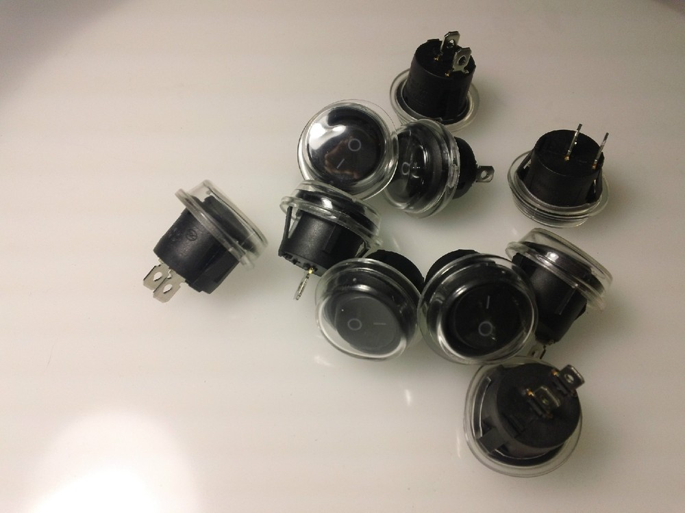 1x School electronics SUPPLY SPST simple 2 wire SWITCH universal DC or AC - GIFT