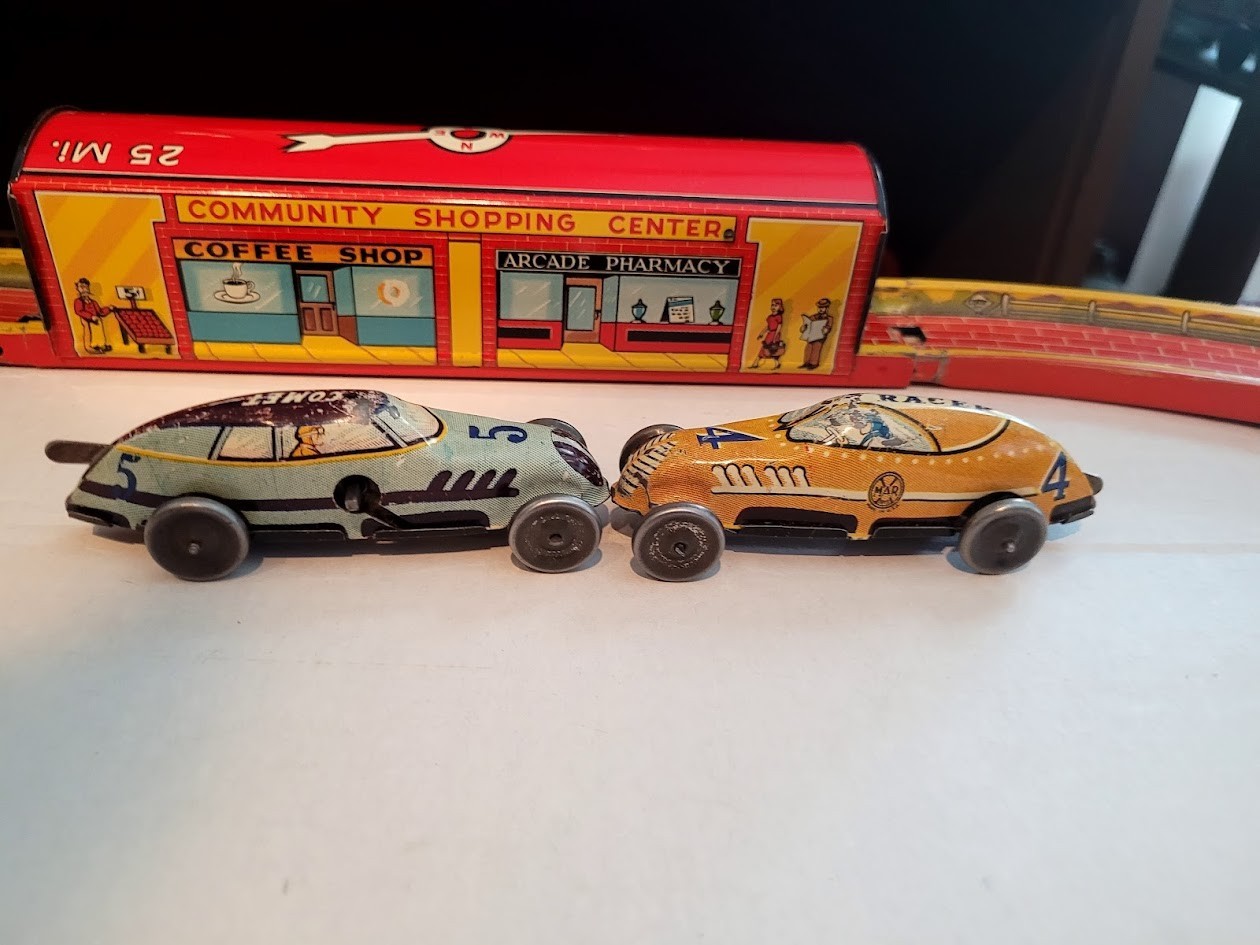 NICE SELDO SEEN Vintage 1930's MARX MYSTERY TUNNEL W/ TWO WIND UP CARS in BOX