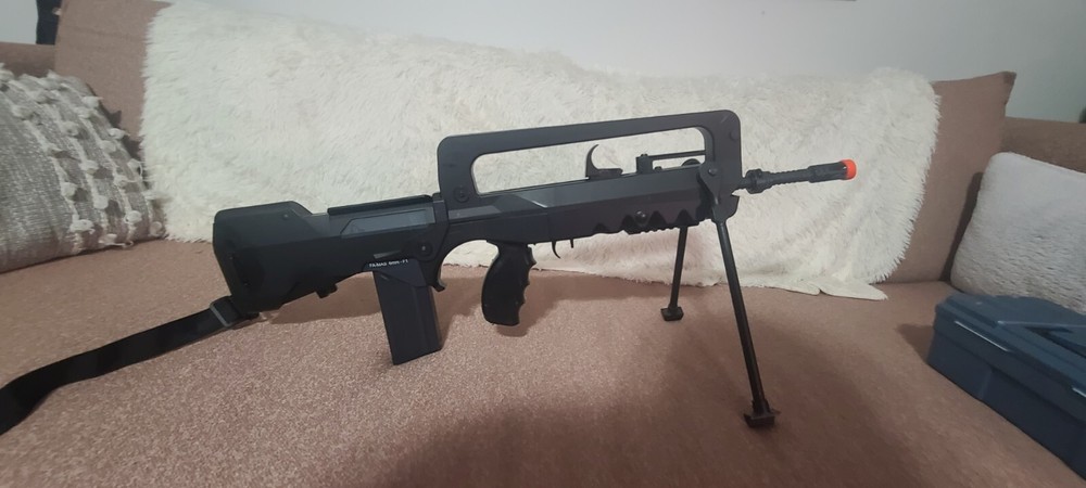 Airsoft Famas