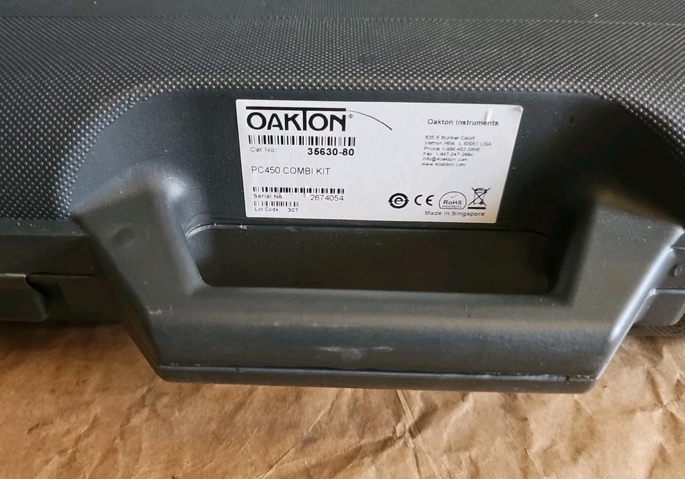 Oakton PC 450 Waterproof Portable Meter Kit