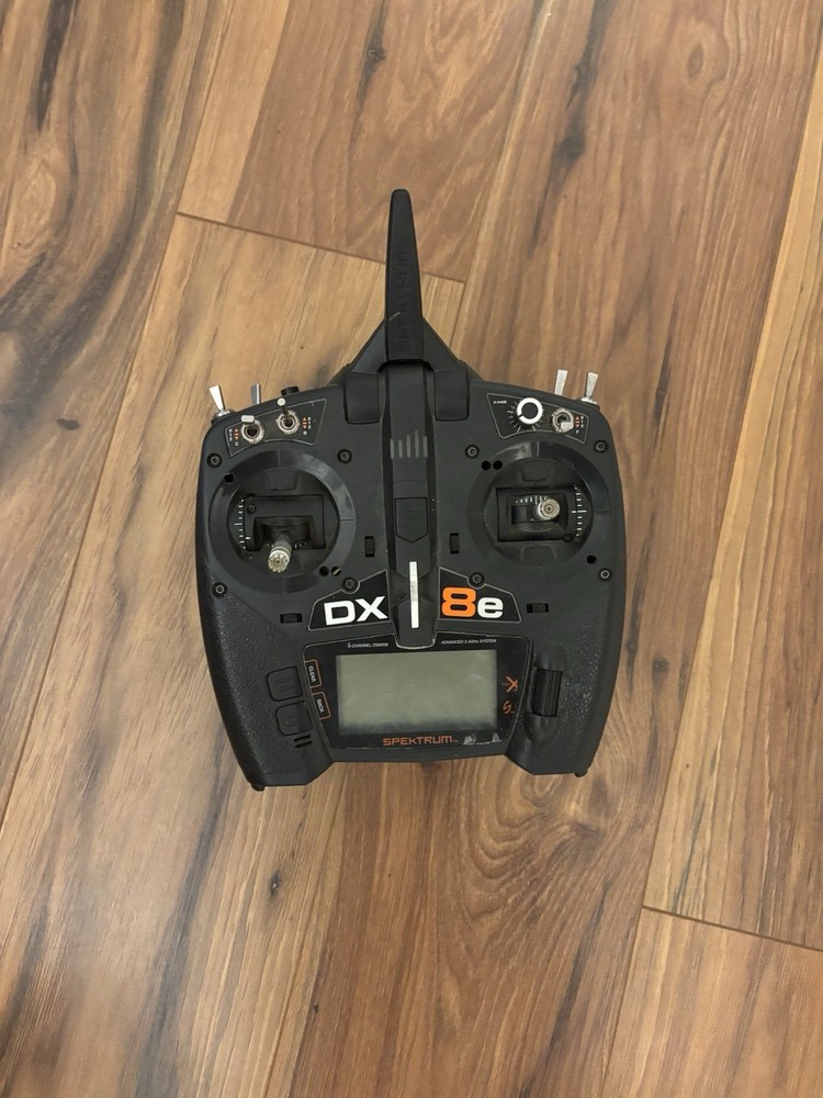Spectrum DX8 Transmitter