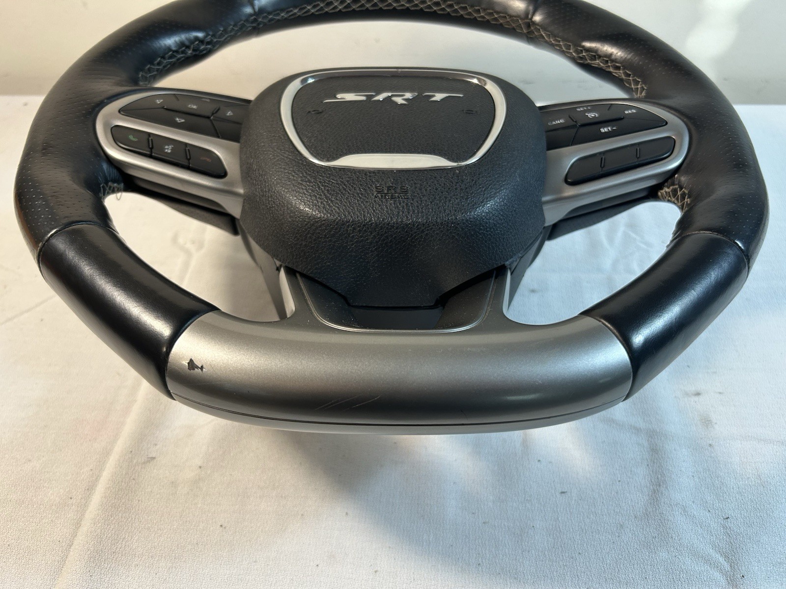 2021 Dodge Charger HELLCAT Steering Wheel Assembly COMPLETE OEM USED