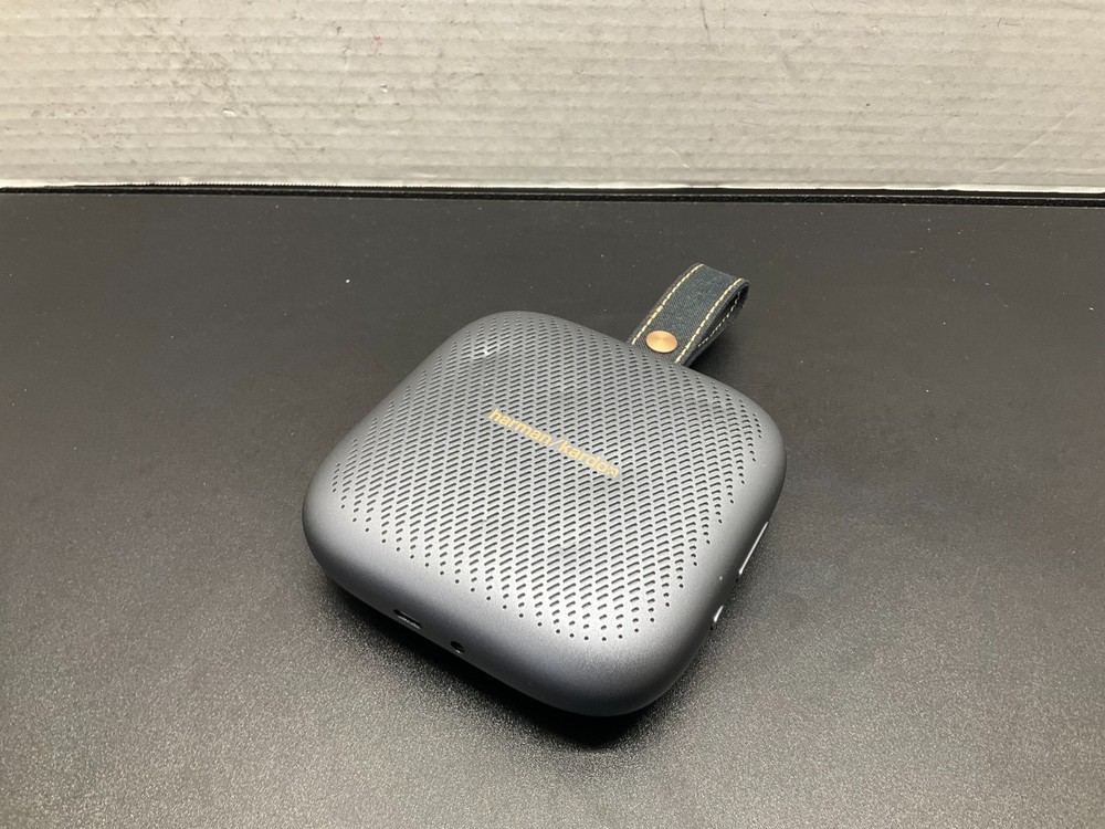 Harman Kardon Neo Bluetooth Speaker - Gray