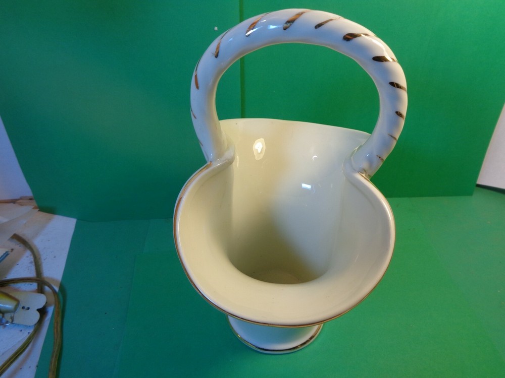 Formalities Floral Pattern Vase w/Handle, Baum Bros.(Used/EUC)