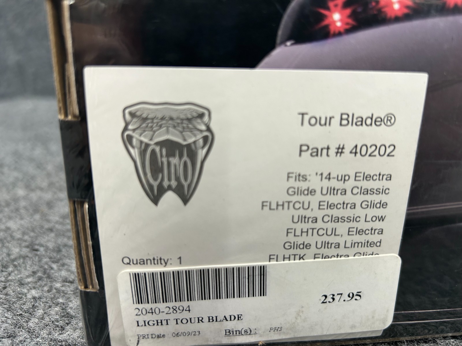 CIRO 2040-2894 40202 Tour Blade® - Tour Blade® Light HARLEY 14+ ELECTRA GLIDE