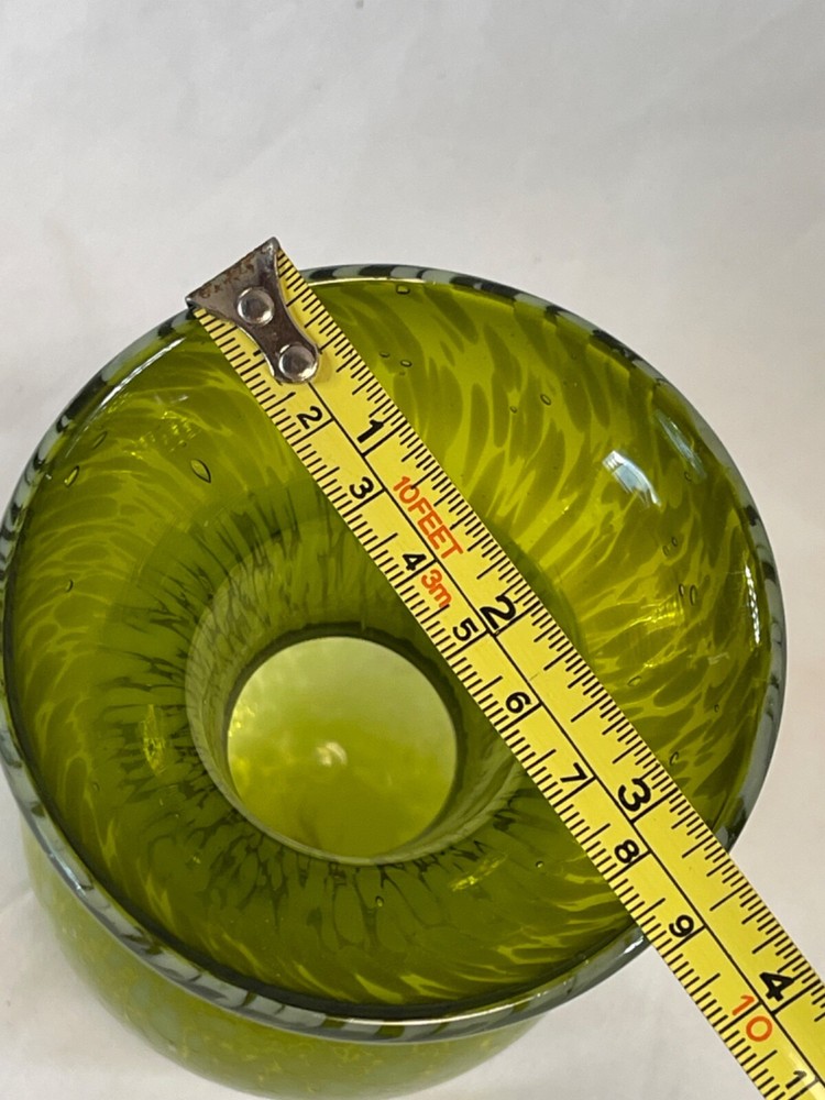 2 blown speckled bud Vases 5441