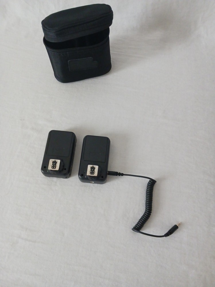 Yongnuo YN-622C-TX Wireless Flash Controller & Transciever for Canon with Case